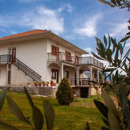 Apartment Juric Kaštel Novi المظهر الخارجي الصورة