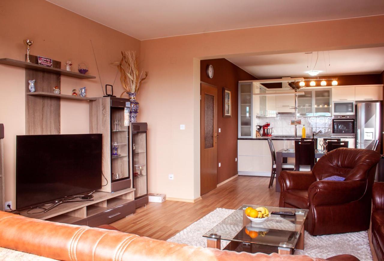Apartment Juric Kaštel Novi المظهر الخارجي الصورة