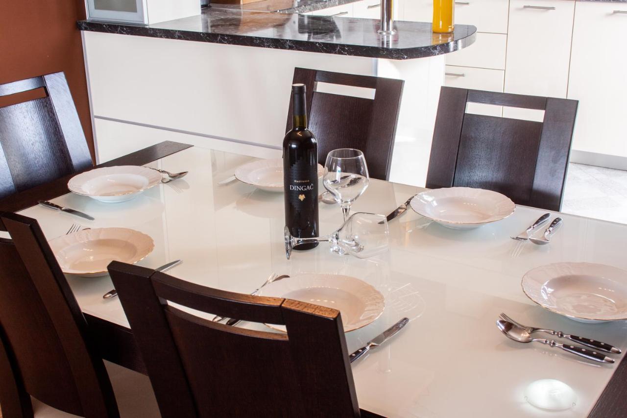 Apartment Juric Kaštel Novi المظهر الخارجي الصورة