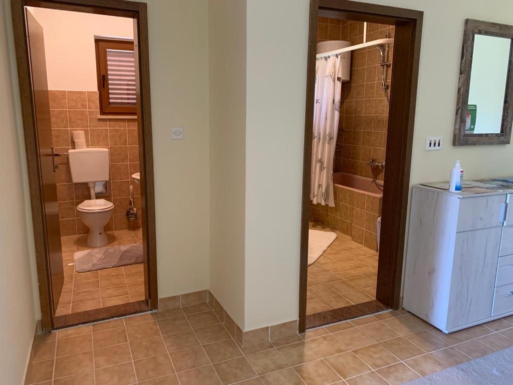 Apartment Juric Kaštel Novi المظهر الخارجي الصورة